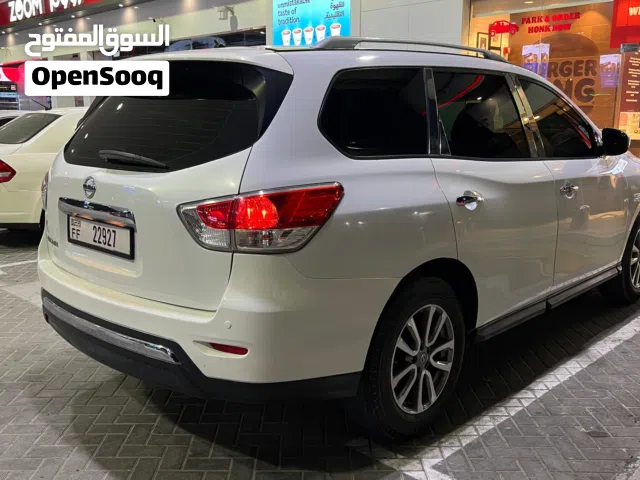 2013 نيسان باثفايندر SL