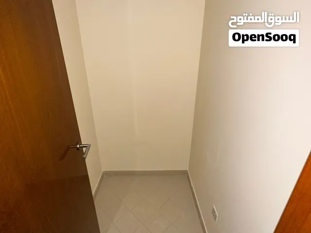شقة غرفتين وصالة للبيع