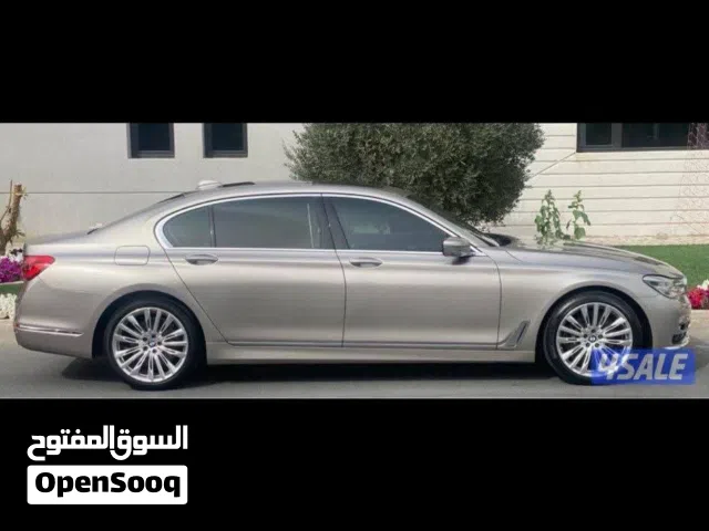 BMW 740Li  2016