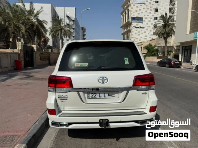 تويوتا لاندكروزر 2021
