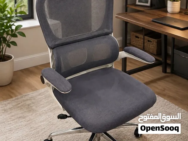كرسي مكتب جديد بالكرتون 22دك