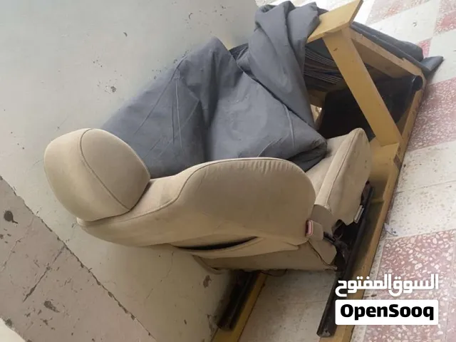 كرسي لدركسىون او شي آخر
