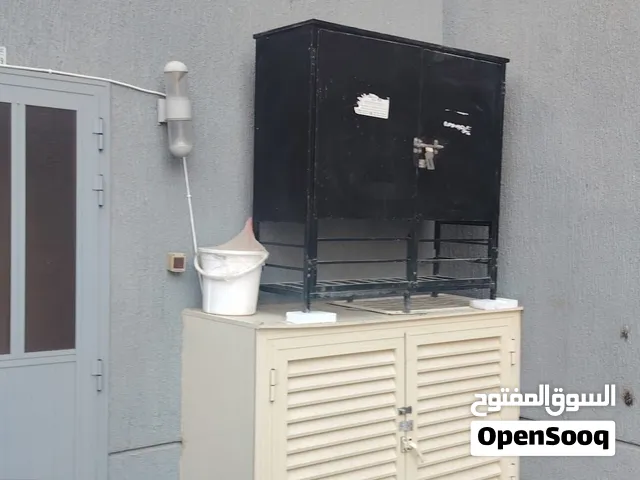 للبيع دولاب حديد لاسطوانات الغاز للمطاعم 140 في 50 العمق