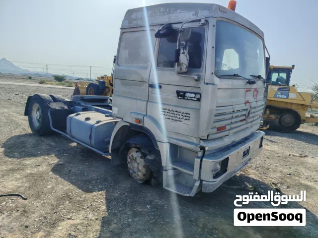 بسعر رخيص 2راس تريلا رينولت
