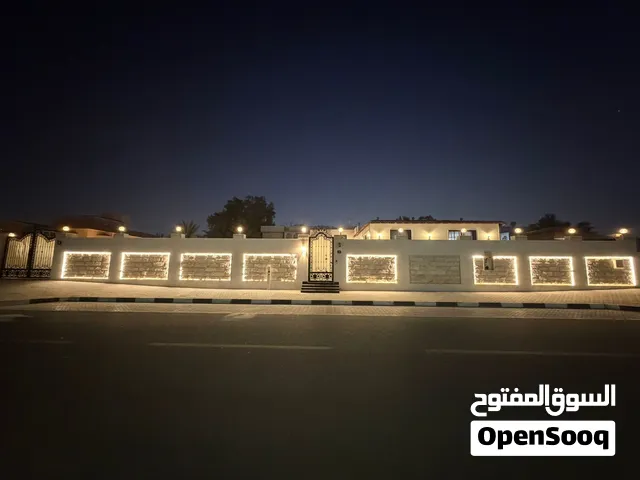 فيلا فاخرة للبيع في الشهباء – الشارقة