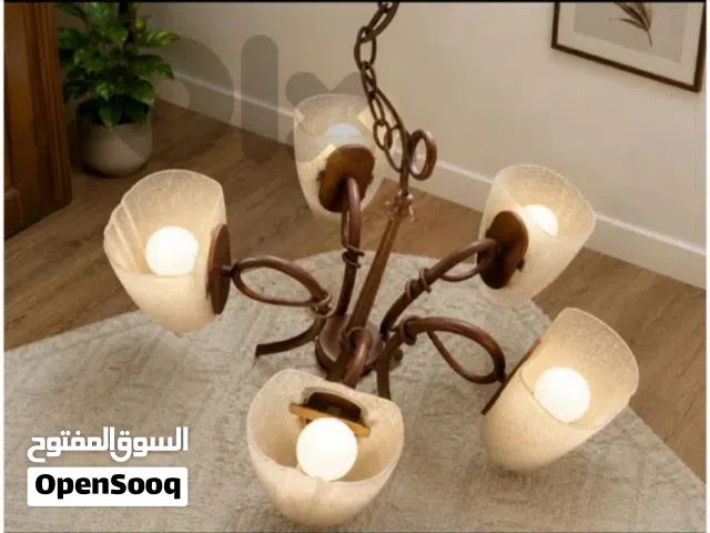 ثريا قطعة نادرة وثقيلة بسعر مميز ذو المعدن الثمين