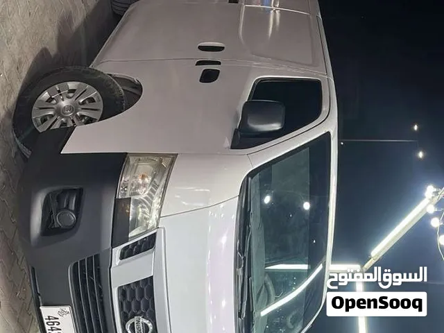 نيسان أورفان فان مع ثلاجه قمة النضافة