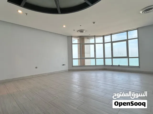 دوبلكس إطلالة بحرية مباشرة للإيجار في السالمية