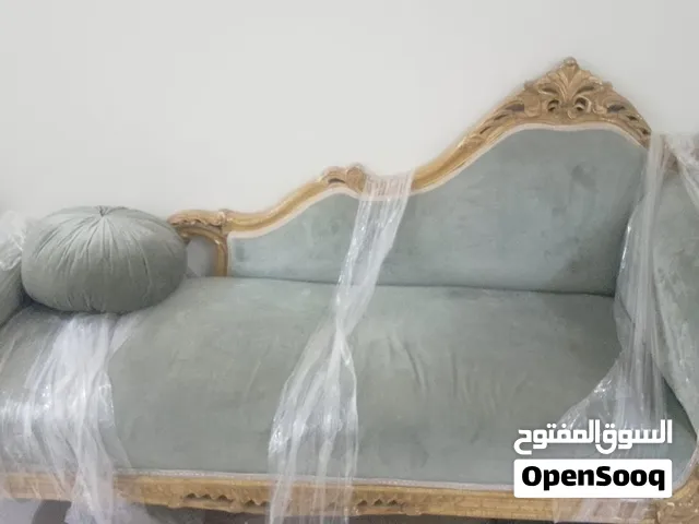 مكيف شباك + طقم كنب + غسالة 10 كيلو عمرها أقل من 3 سنوات