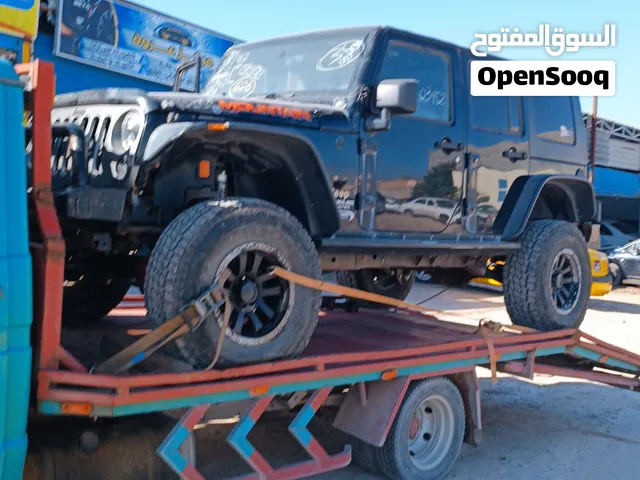 ساحبة ايجار لنقل السيارات