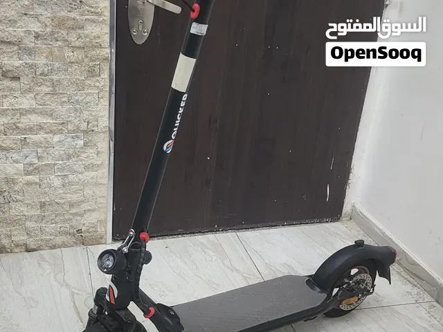 سكوتر كويكر 36 فولت سرعة 25 مستعملة(اسبوعين)