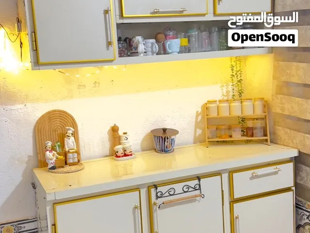 كاونتر المنيوم تزكام متر ونص ملحق وارضيه (وسنك مرمر + ملحق متر بمتر ) السعر 525