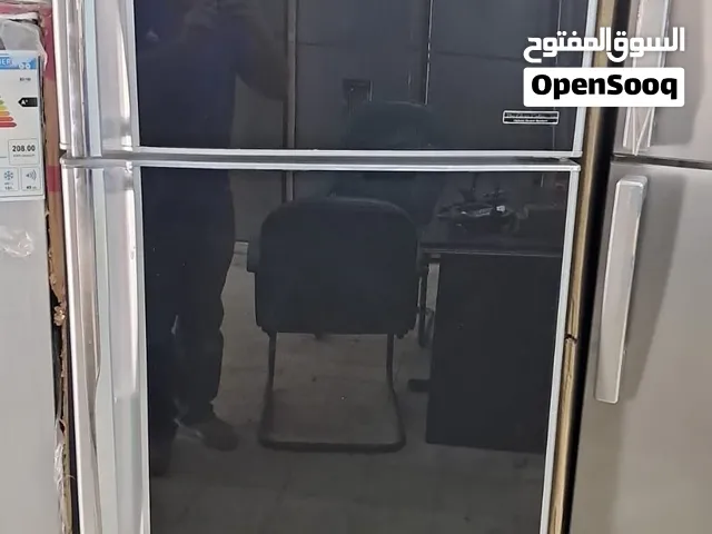 ثلاجة توشيبا حجم عائلي ابواب سكريت لون اسود بحالة وكالة ممتازة