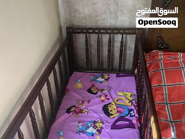 تخت بيبي شبه جديد