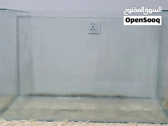 حوض أسماك مامستخدم جديد  زجاجي بحجم ممتازة (100×40×60) بحالة ممتازة للبيع