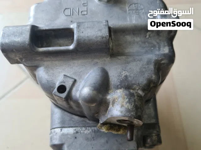 للبيع قطع غيار رنج روفر 2008 وفوق فو چ سوبر چارچ