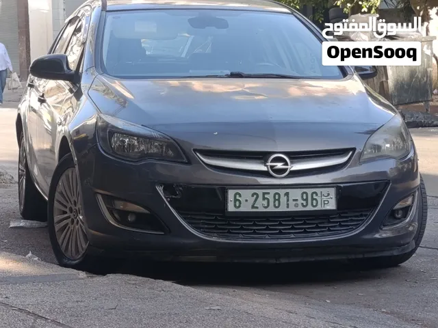 Used Opel Astra in Nablus