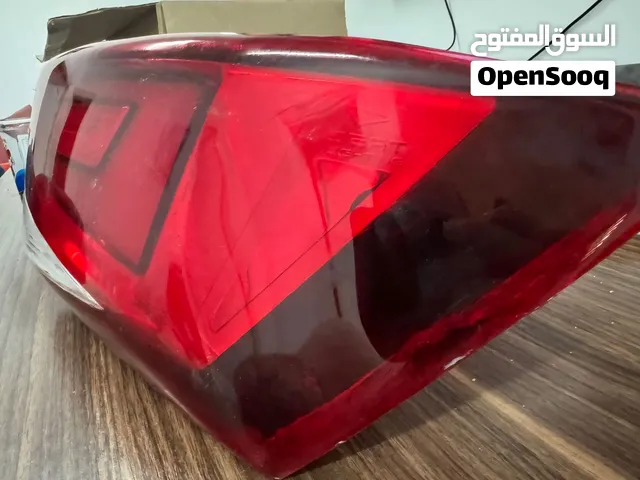 فانوس أصلي سيات أتيكا 2021