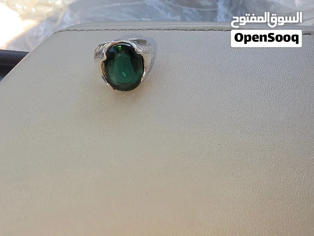 خاتم اخضر للبيع 300 ريال