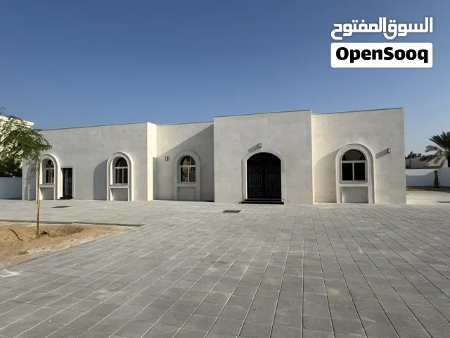 للبيع فيلا الجرينه مواطن وخليجي دور واحد 19،880 قدم) صاله واربع غرف وحمامات وملحق به اربع غرف مجلس