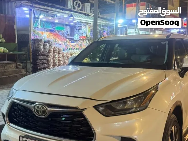 Used Toyota Highlander in Basra