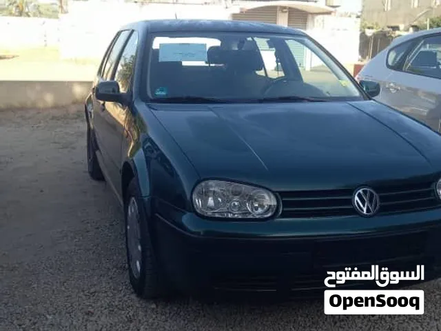 فولكسفاغن جولف 4 ديزل بحالة ممتازة