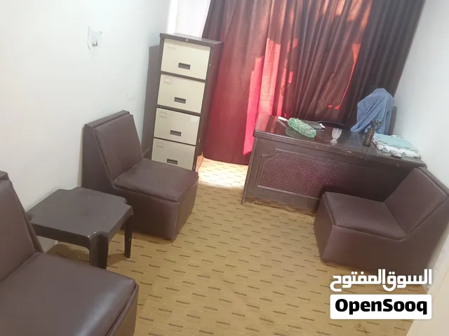 اثاث مكتبي
