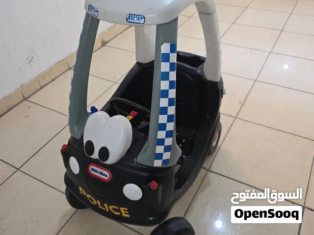 سيارة ودراجة