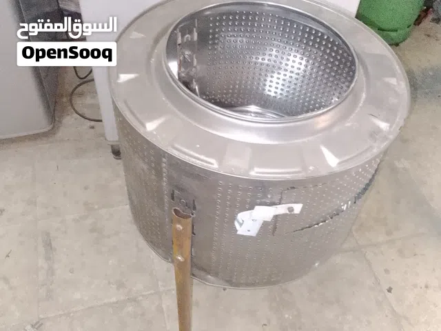 موقد حطب للرحلات يوضع الصاج عليه بشكل محكم مع باب وعلاقه قفل مرتفع عن الأرض 60سم