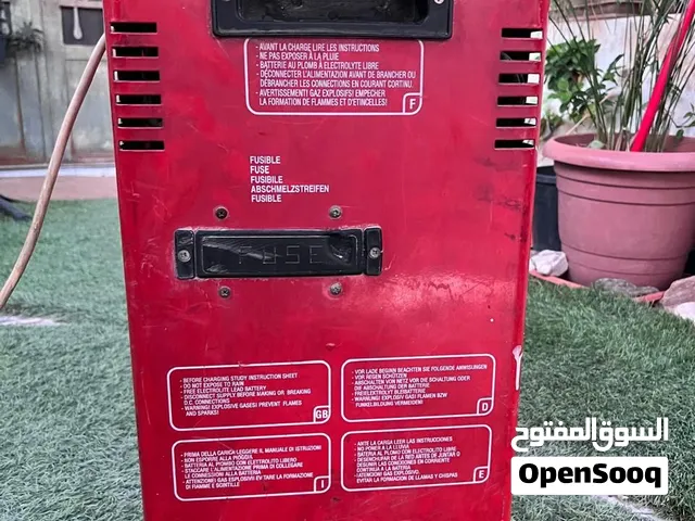شاحن بطاريات وتشغيل سيارات احترافي THOR 300 إيطالي 12V / 24V