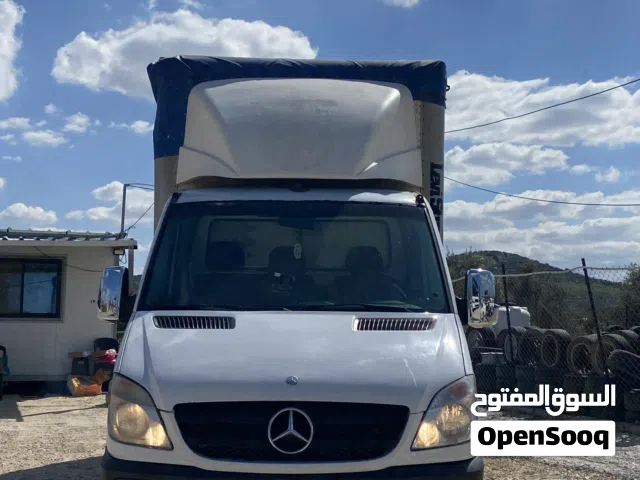 مرسيدس بنز 519