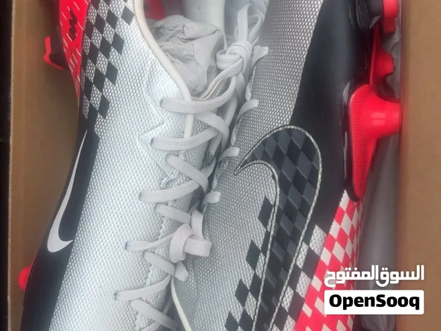 احذية اصلية وبسعر مناسب