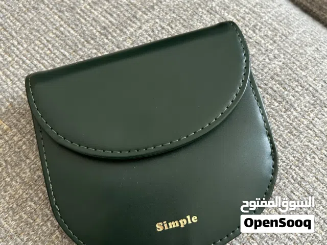 محفظة خضراء