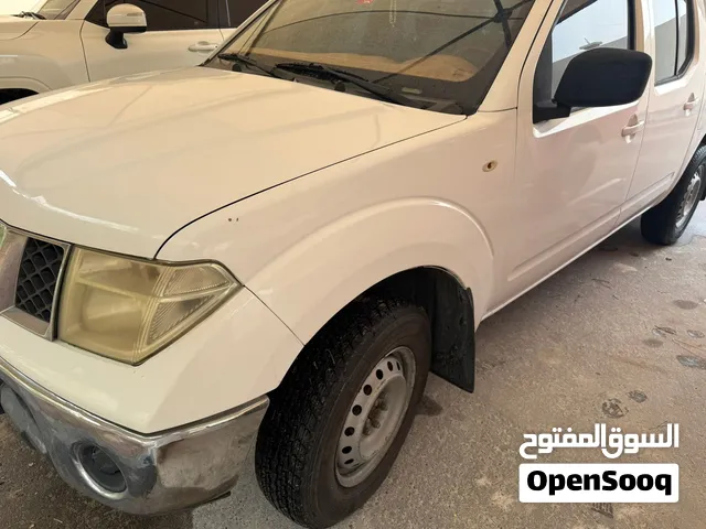 نيفارا بيكب ديزل 4*4 للبيع اقتصاديه