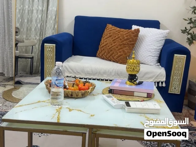 طبلات كزاز غير قابل للكسر مربعه كبيره مع اثنان