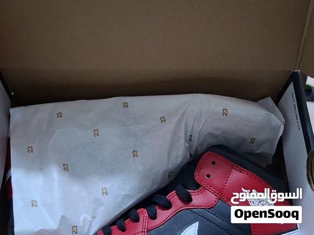 NIKE AIR JORDAN 1 SIZE 41 BLACK WHITE RED COLOUR UN USED