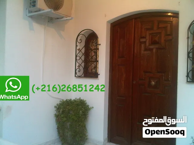 منزل أرضي واسع نظيف و مفروش للإيجار في العوينة