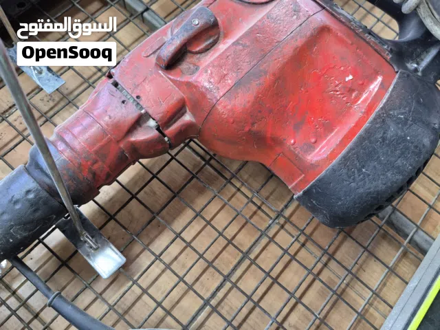 هلتي عدد2 اصلي 76 بحاله جيده منشار صينيه مكتا 9 انش صاروخ بوش كبير سشوار حراري شبه جديد