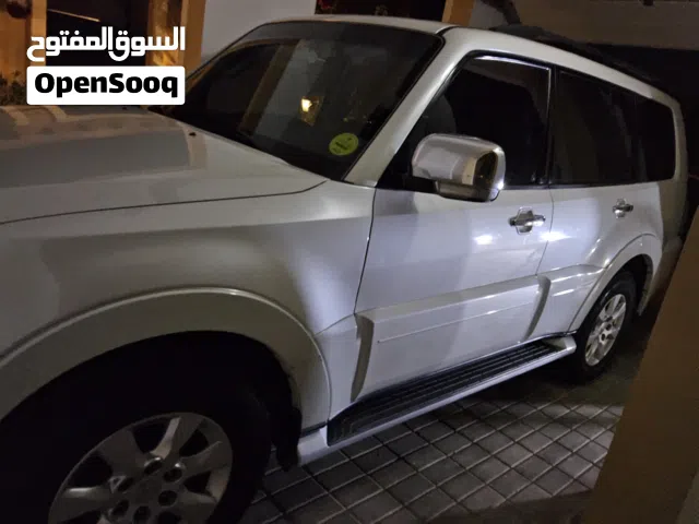 2014 Mitsubishi Pajero GLX