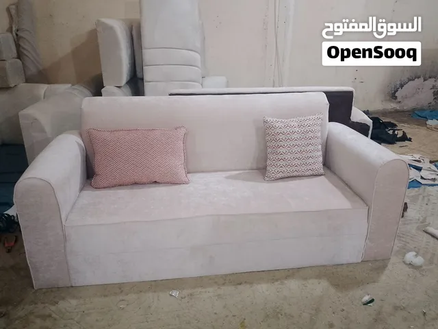 تنجيد جميع انواع الكنب مساند جلسات تغير قماش على حسب الطلب