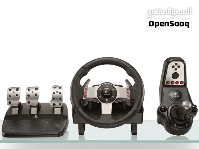 طقم عجلة قيادة Logitech G27 مستعمل مع ناقل حركة 6 سرعات ودواسات ثلاثية