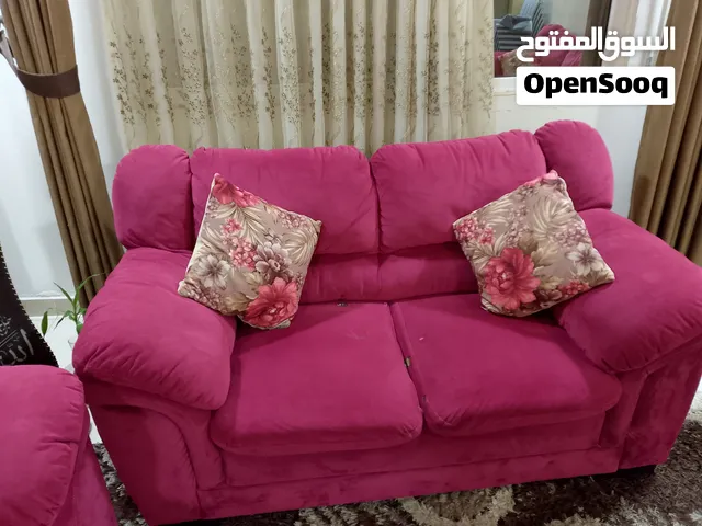 كنب لون خمري