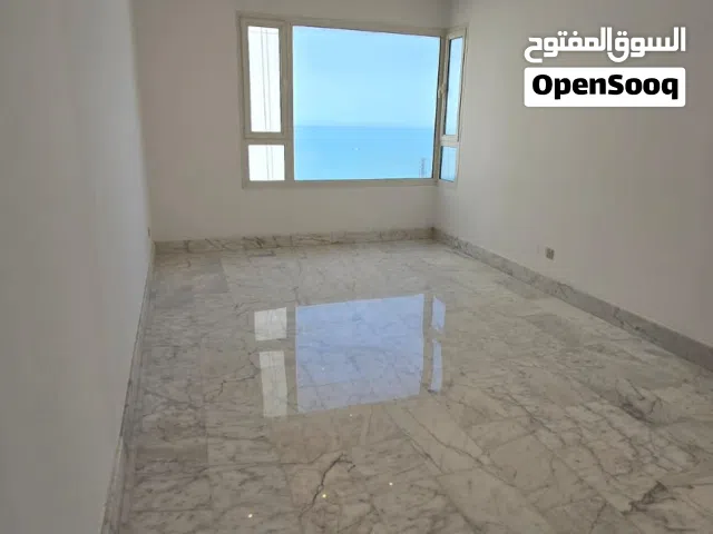 للايجار شقه سوبر  بالشعب البحري مطل البحر باركن مظلله عاءلات فقط