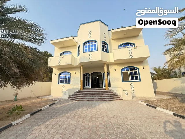 للأيجار فيلا 5غرف vip مدينة خليفة