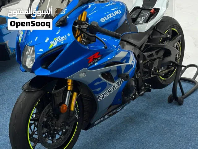 للبيع سوزوكي 1000RR نظيفه جدآ
