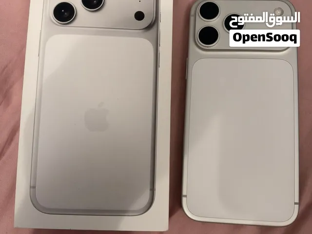 Iphone 17 Pro Max 1 TB Silver 96% Battery   ايفون 17 بروماكس فضي مساحة 1 تيرا بايت بطارية 96 %