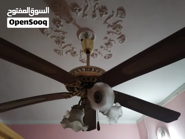 مروحة سقف بنجفة 5 ريشة ماركة فريش