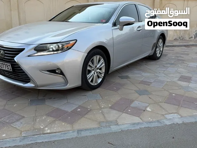 لكزس ES 350 موديل 2013 وارد ماشيه 126.437 نظيفه وفي حاله جيده