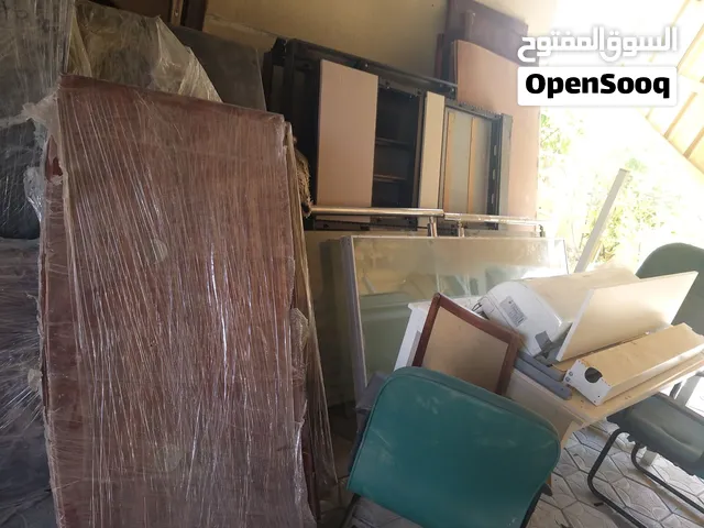 كبتات وخزينه نوعين كراسي انواع واشكال واشياء اخرا ماعليك غير تزورني وفالك طيب