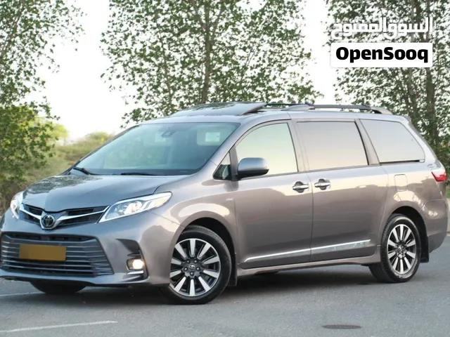 Used Toyota Sienna in Al Dakhiliya